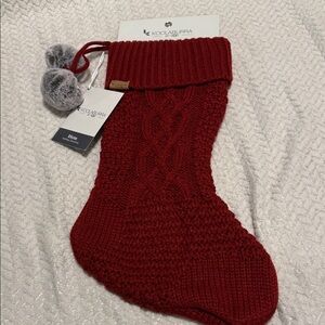Koolaburra Ugg nwt Red Knit Christmas Stocking
